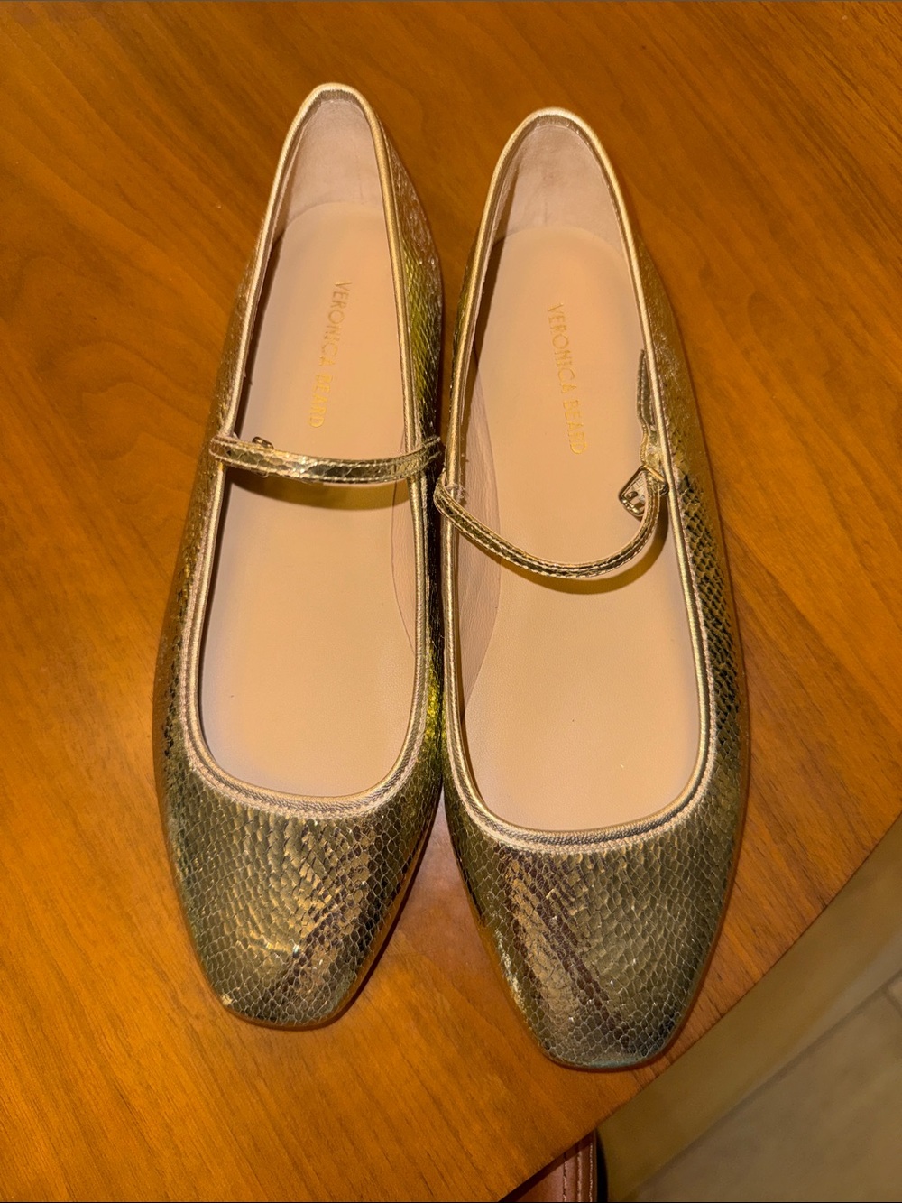 Veronica Beard Ellie Metallic
Flat in Platinum NEW